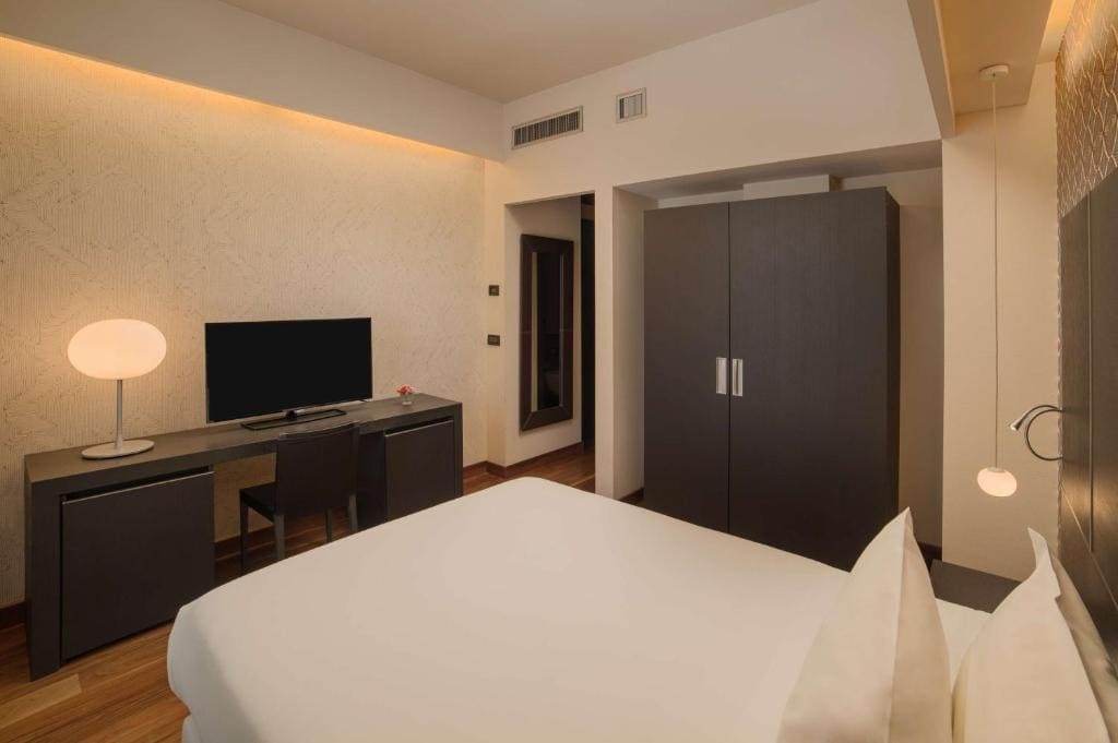 Superior Double or Twin Room room - Image 1