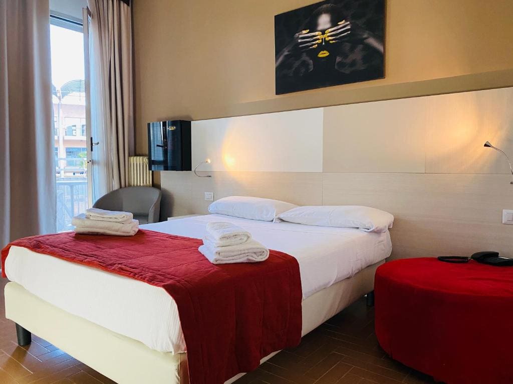 Economy Single Room room - Image 2