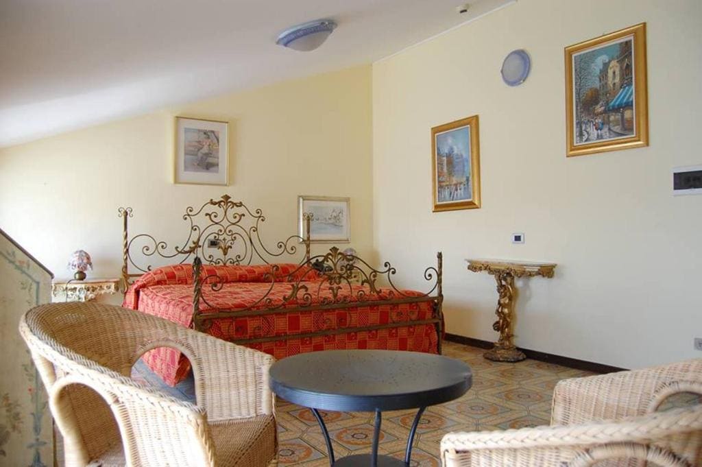 Economy Double Room room - Image 1