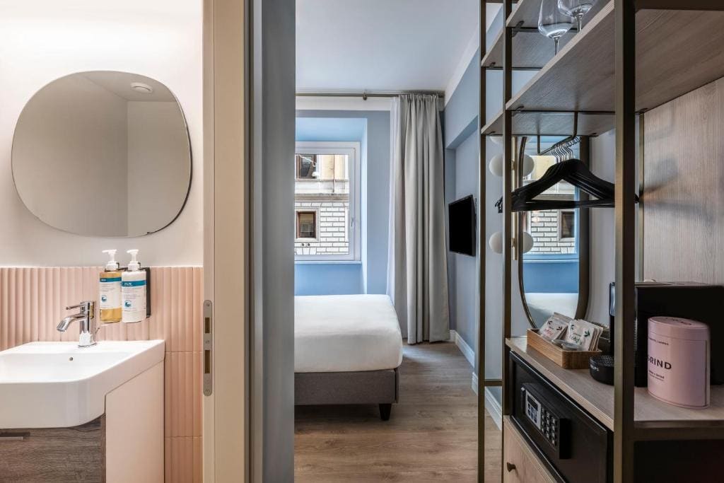 Standard Double Room room - Image 3