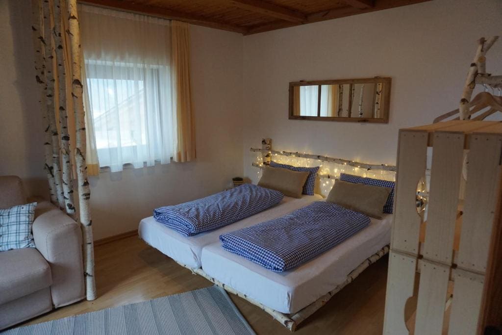 Double Room with Mountain View room - Image 2