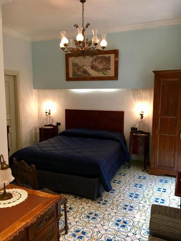 Superior Double Room room - Image 3