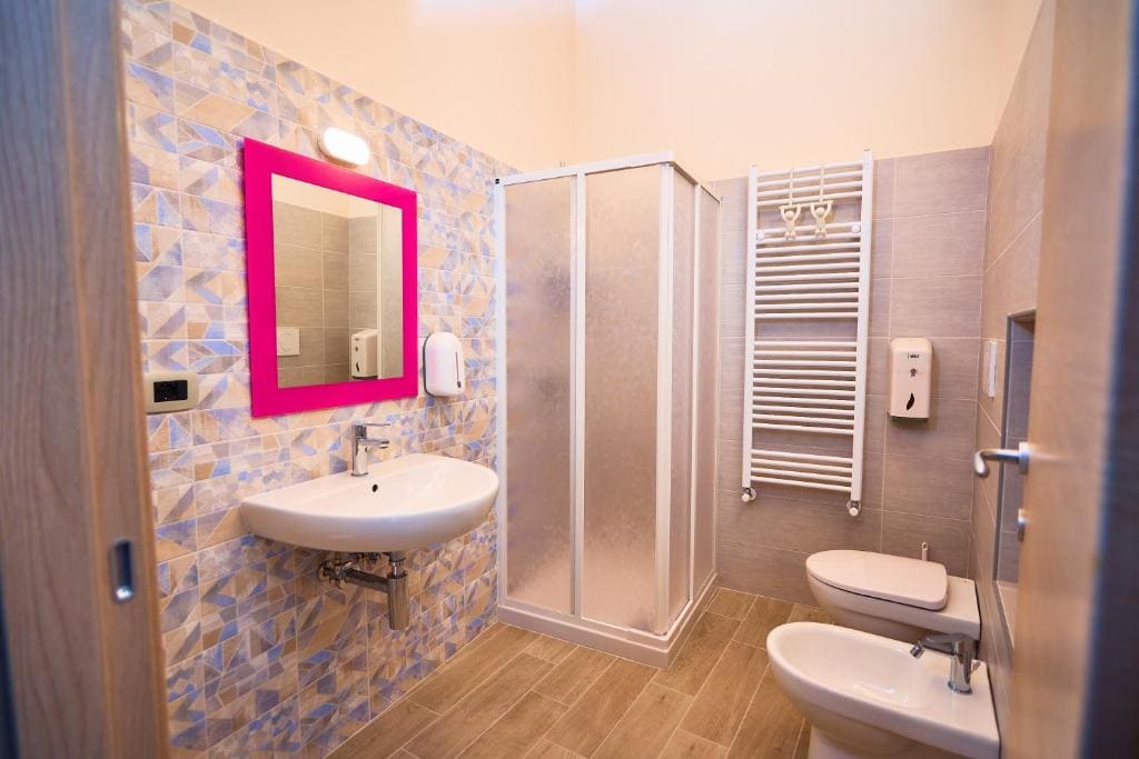 Triple Room with Private Bathroom room - Image 2