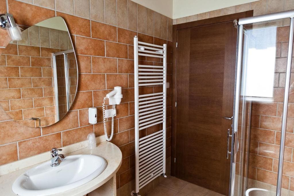 Double Room with Balcony room - Image 1