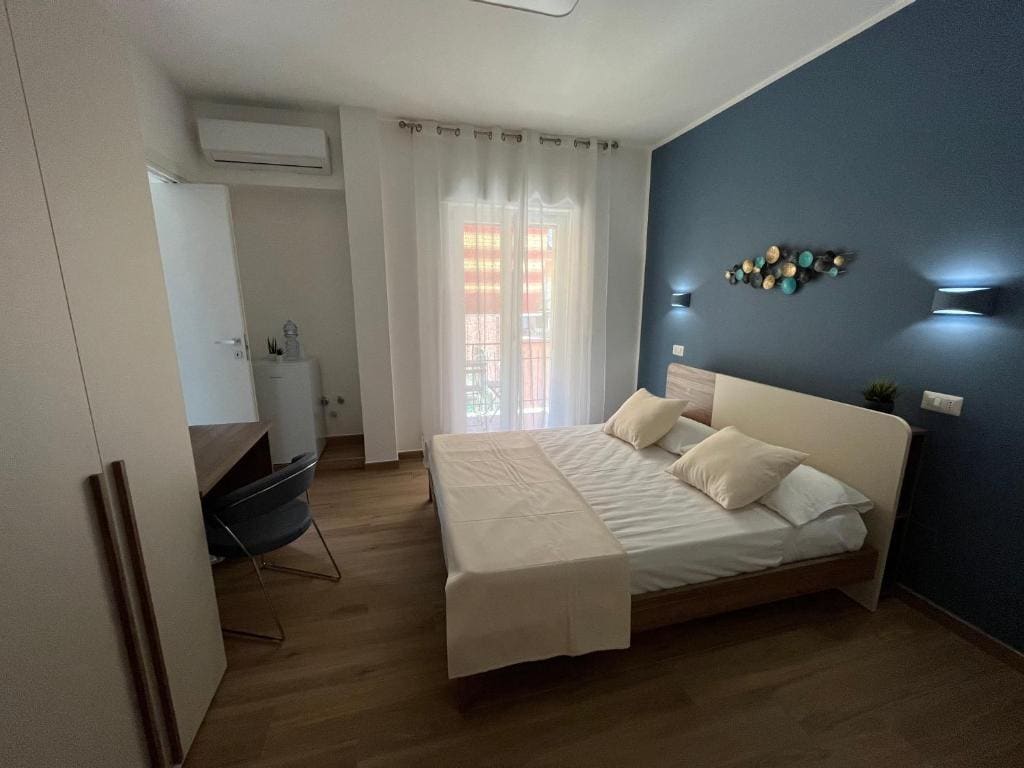 Standard Quadruple Room room - Image 2