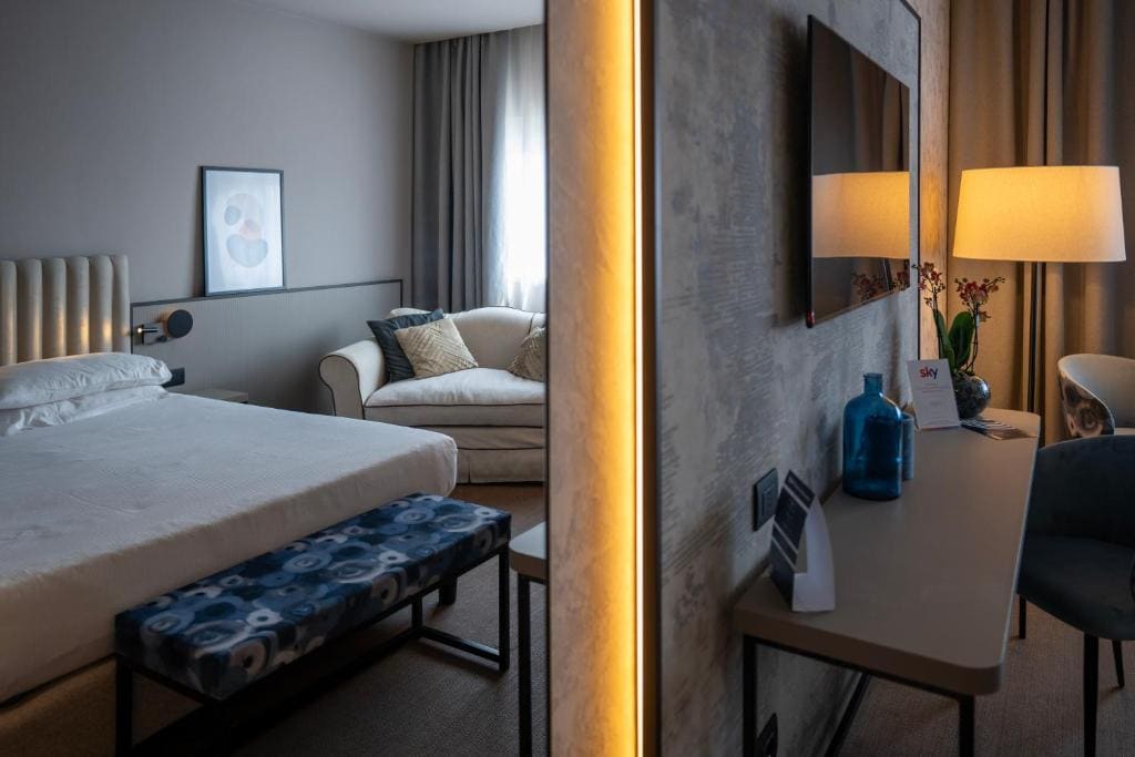 Suite room - Image 1
