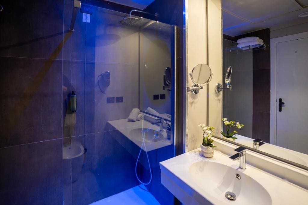 Executive Double or Twin Room room - Image 3