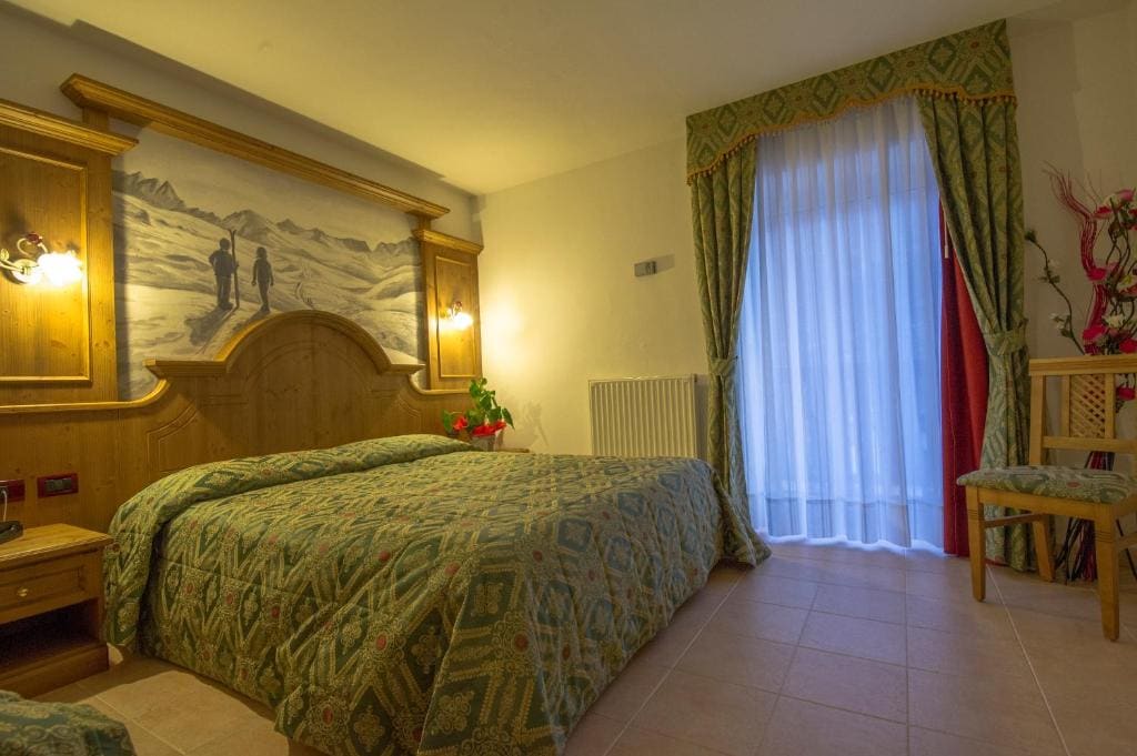 Double Room with Balcony room - Image 1