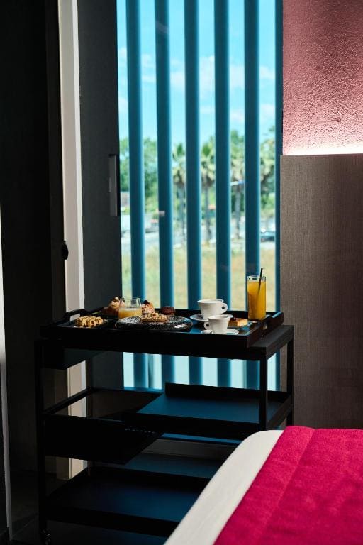 Suite with Hot Tub room - Image 2
