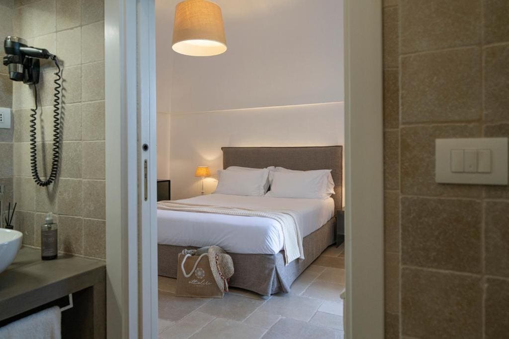 Basic Double Room room - Image 3