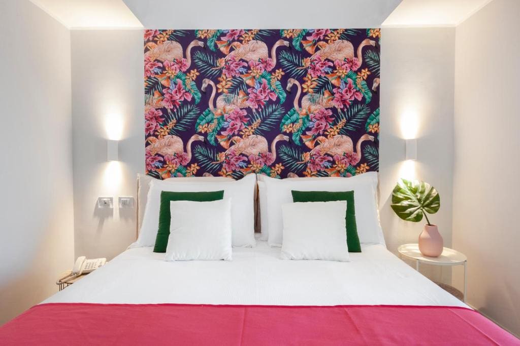 Superior Double or Twin Room with Terrace and Spa Bath room - Image 2