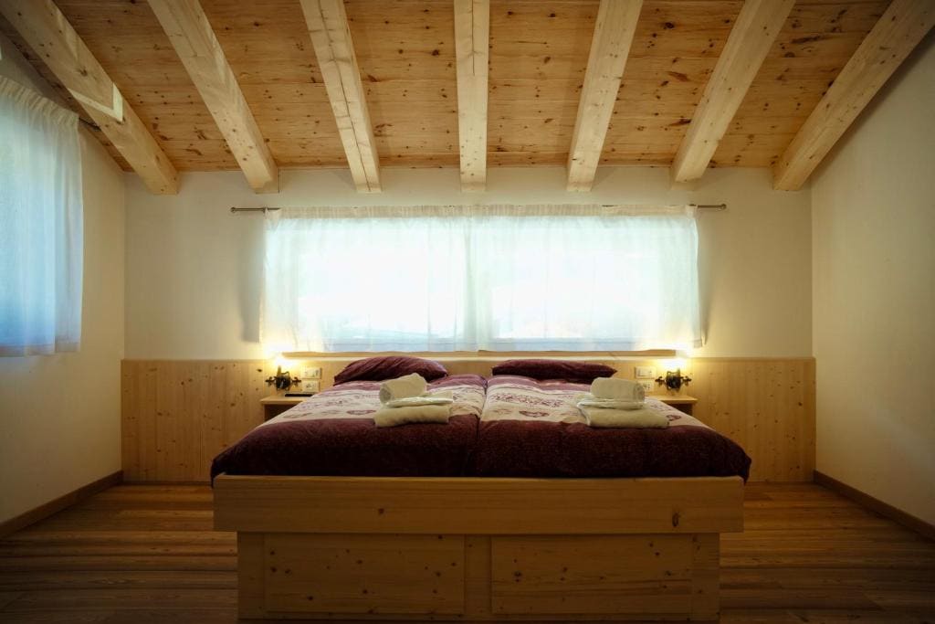 Deluxe Double Room room - Image 2