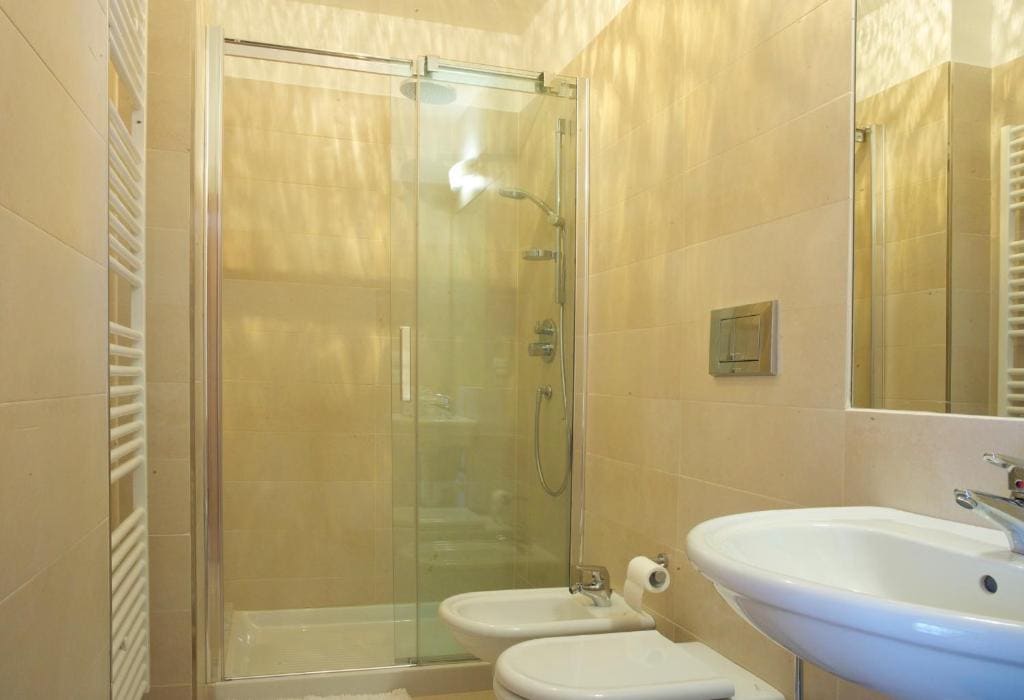 Double Room with Terrace room - Image 3