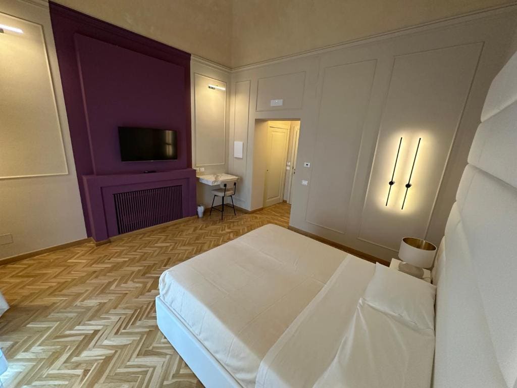 Superior Double Room room - Image 2