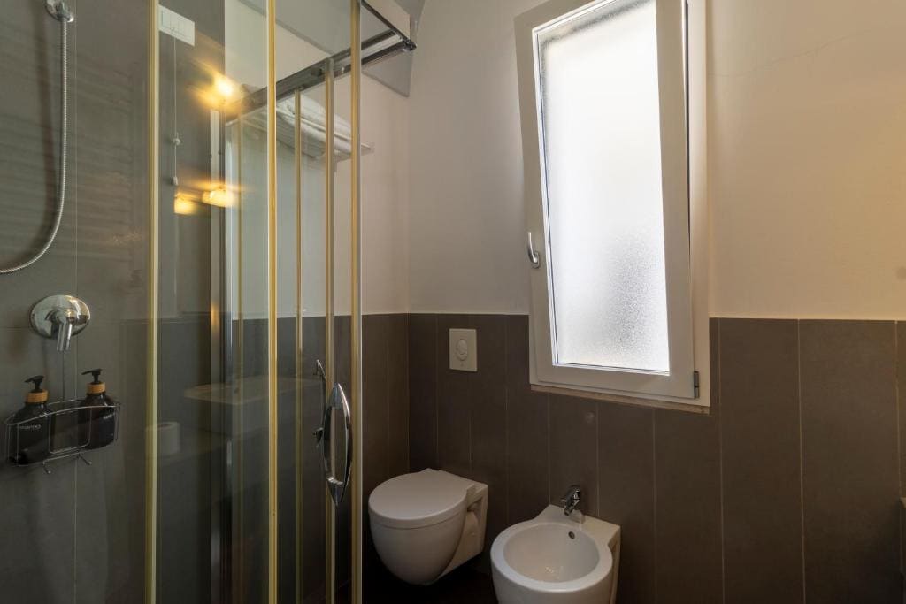 Superior Double Room room - Image 2