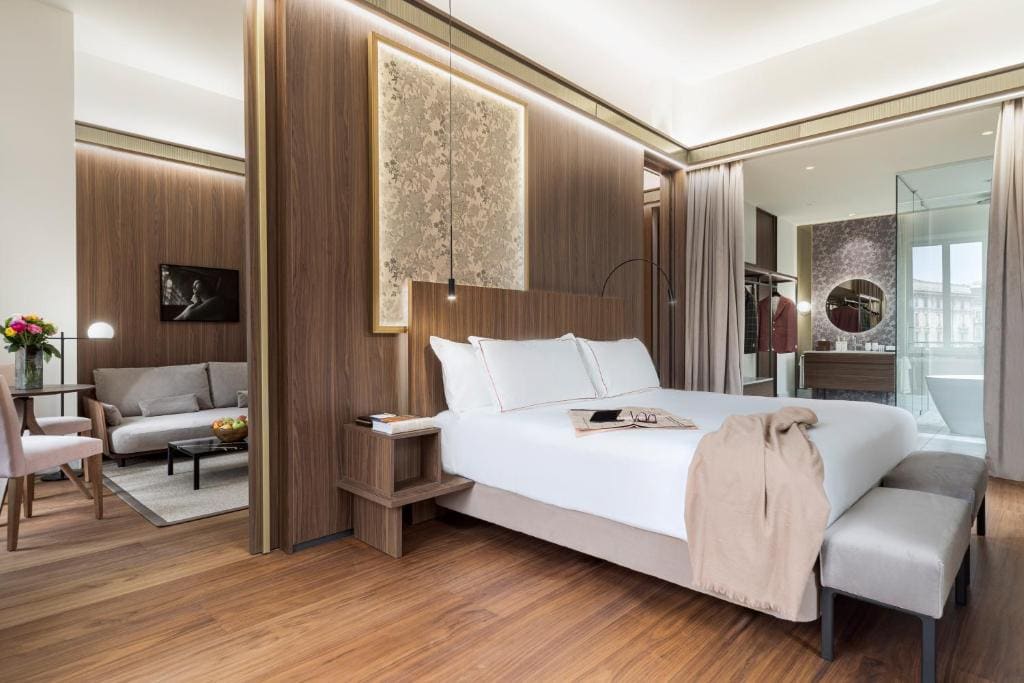 Junior Suite with Spa Access room - Image 2