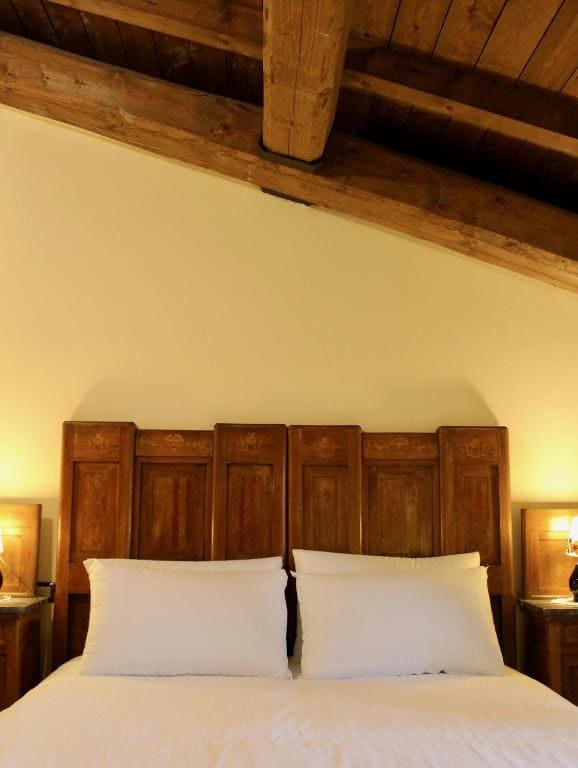 Classic Triple Room room - Image 2