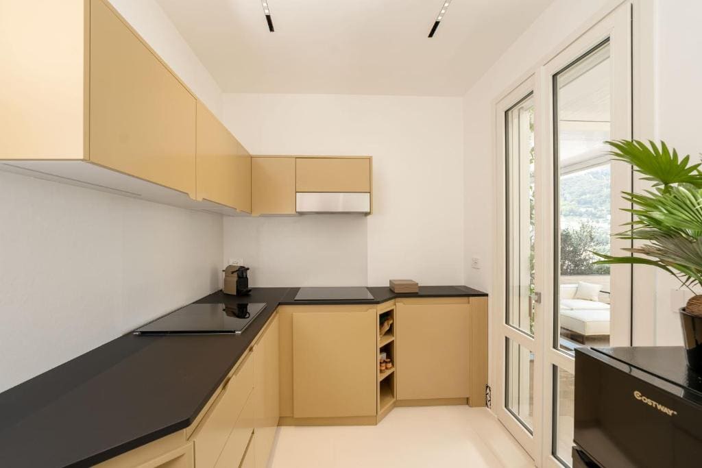 One-Bedroom Suite room - Image 2