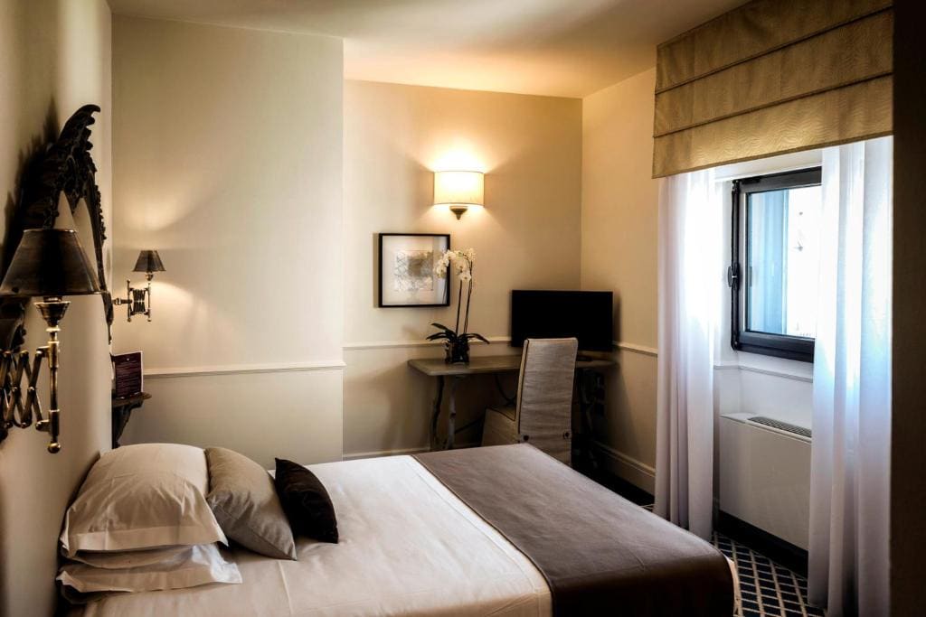 Executive Single Room with One-time SPA access room - Image 2