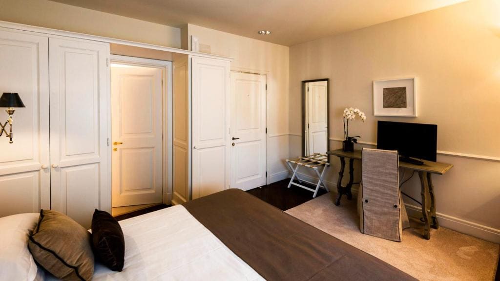 Classic Double or Twin Room with One-time SPA access room - Image 1