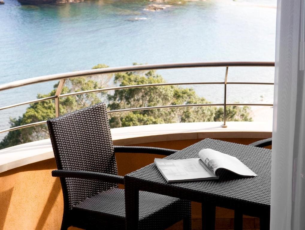 Triple Room with Sea View room - Image 1