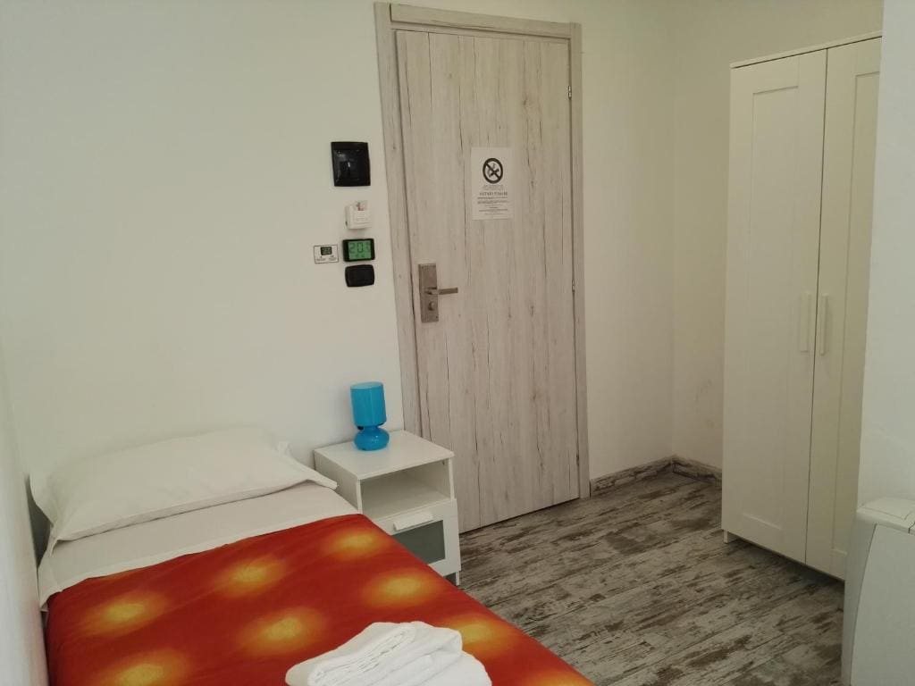 Single Room room - Image 1