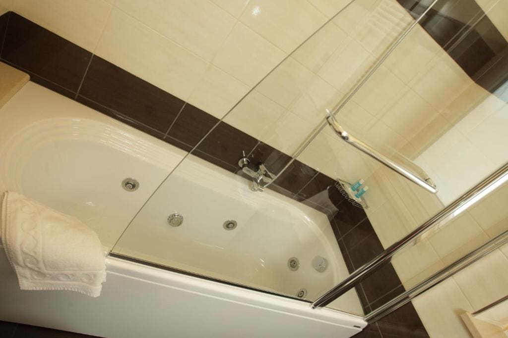 Superior Double Room room - Image 1
