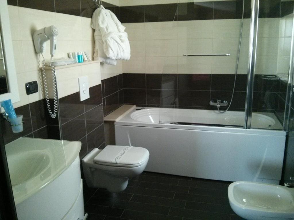 Superior Double Room room - Image 2