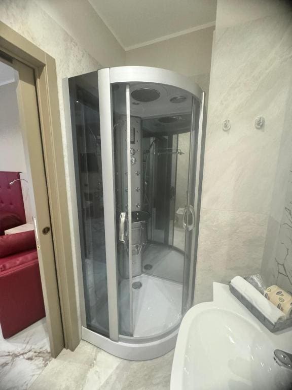 Deluxe Triple Room room - Image 1