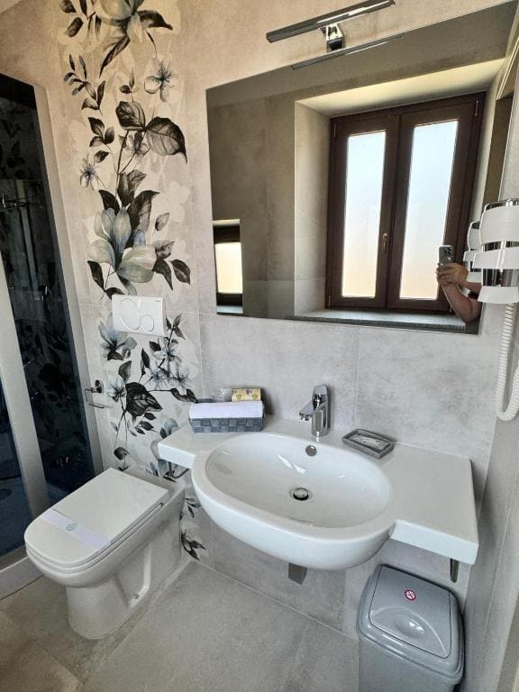 Double or Twin Room room - Image 2