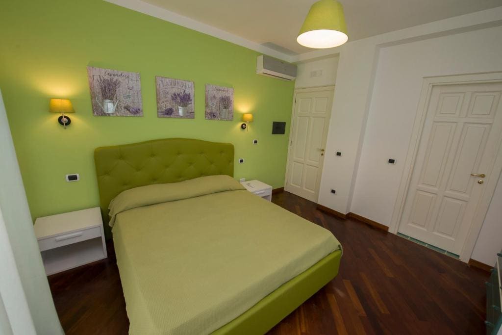 Double Room with Balcony and Sea View room - Image 1