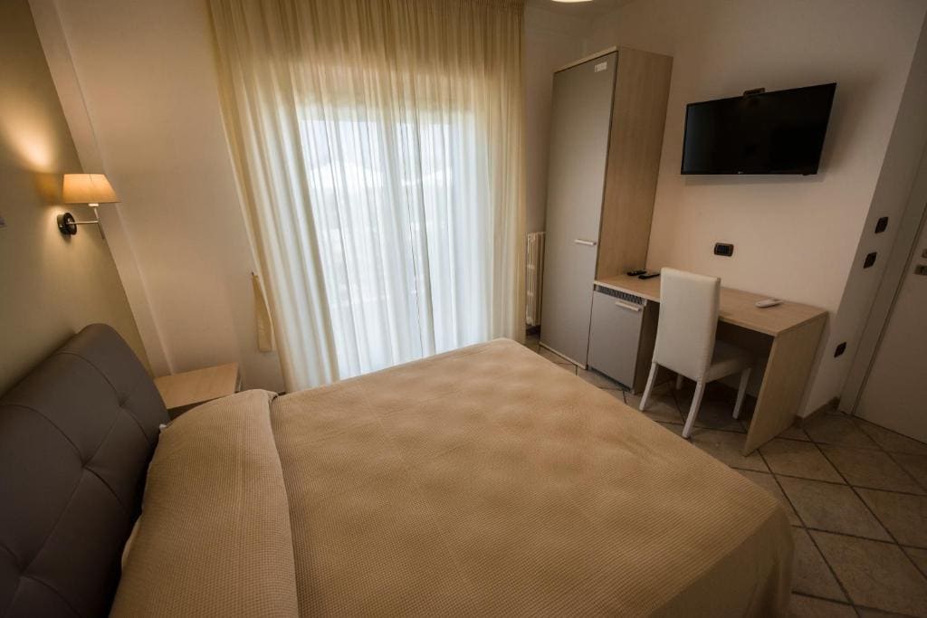 Double Room with Terrace room - Image 1