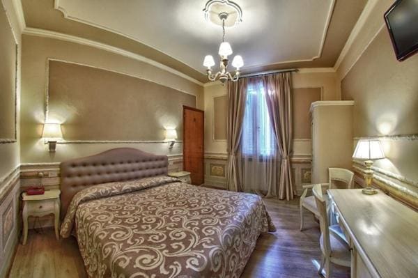 Double or Twin Room room - Image 3
