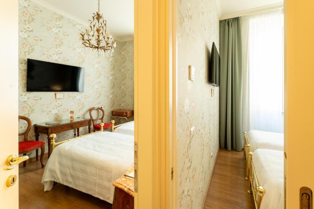 Two-Bedroom Suite (4 Adults) room - Image 3