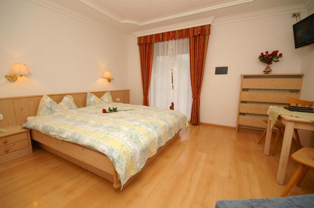 Double Room with Panoramic View room - Image 3