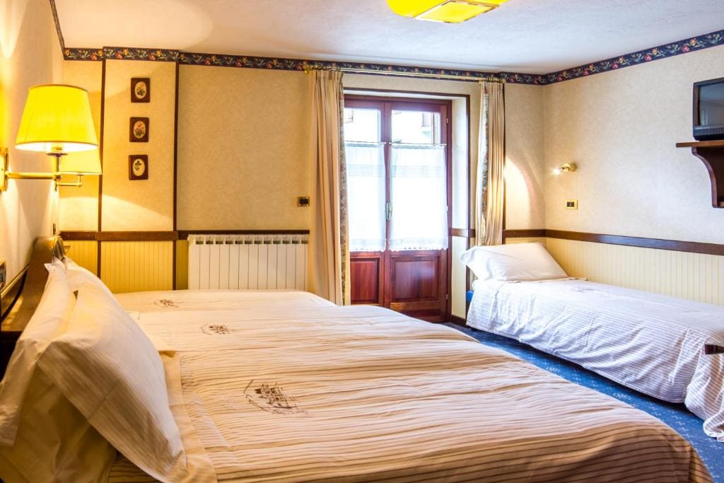 Quadruple Room room - Image 2