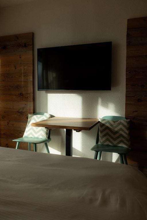 Basic Double or Twin Room room - Image 2