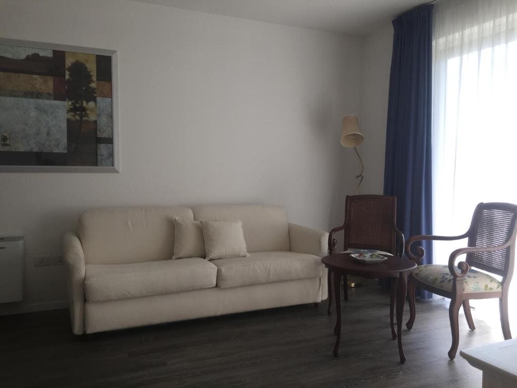 Suite room - Image 2
