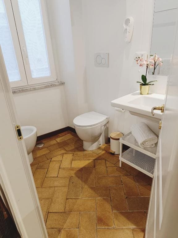 Suite room - Image 1