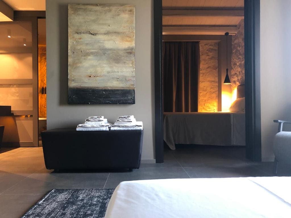 Suite room - Image 2
