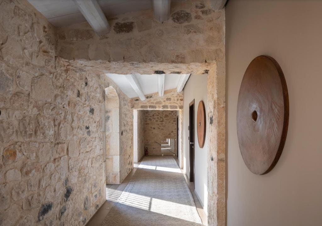 Luxury Triple Room room - Image 1