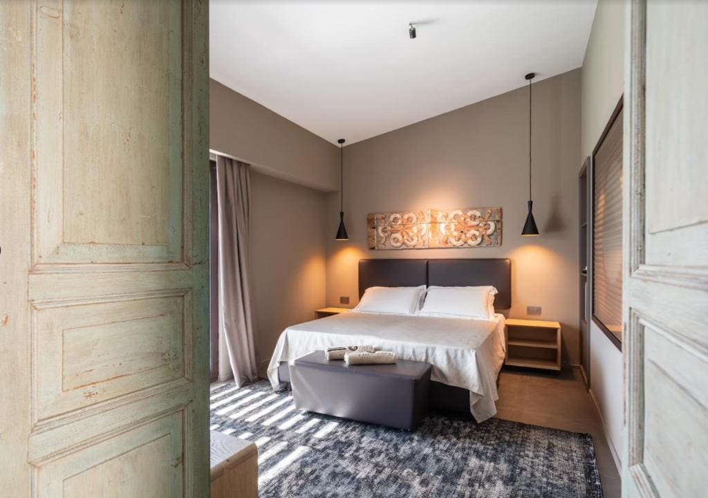 Villa with Private Pool room - Image 1
