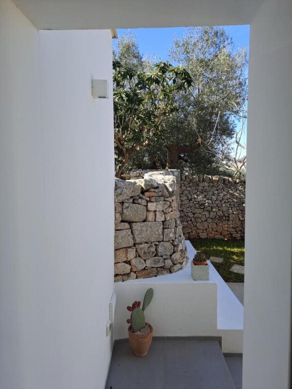Double or Twin Room with Private Garden room - Image 3