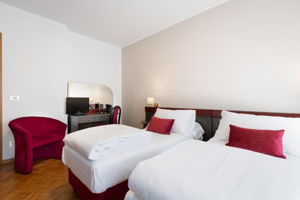 Twin Room room - Image 1