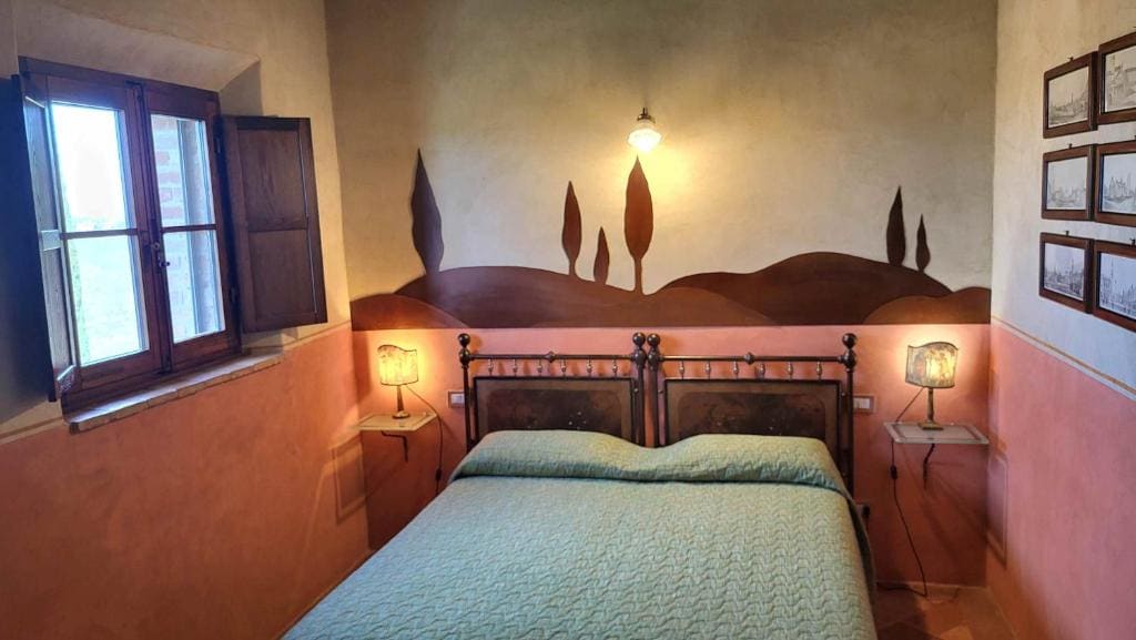 Two-Bedroom Apartment room - Image 1