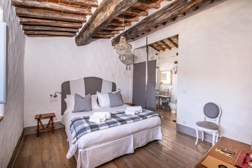 Deluxe Double Room room - Image 1