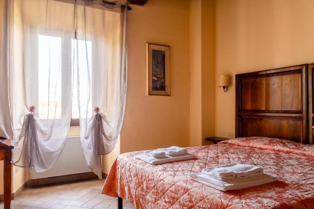 Double or Twin Room room - Image 3