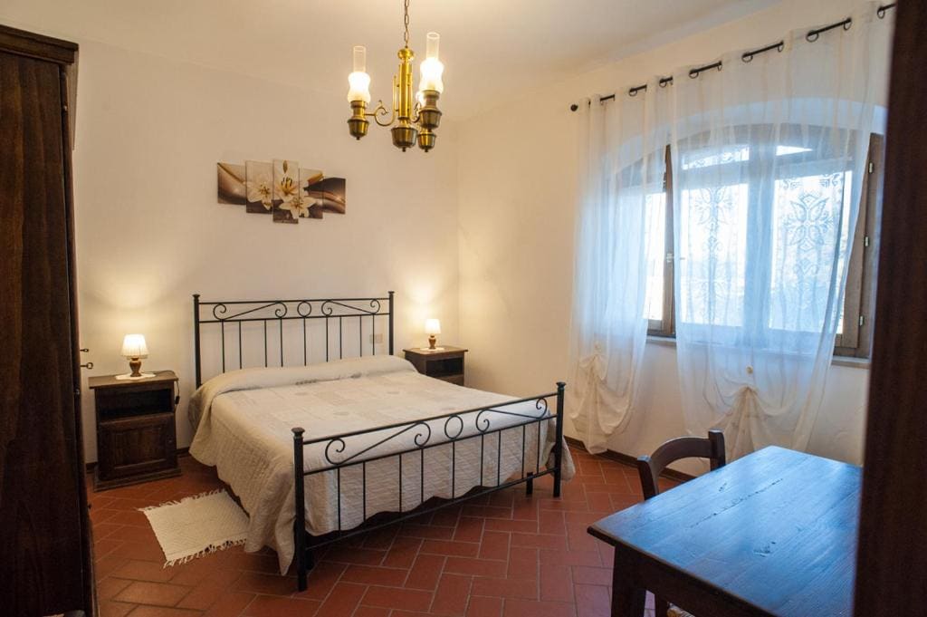 Apartment room - Image 1
