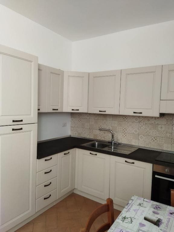 Apartment room - Image 3
