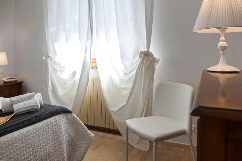 Standard Double Room room - Image 2
